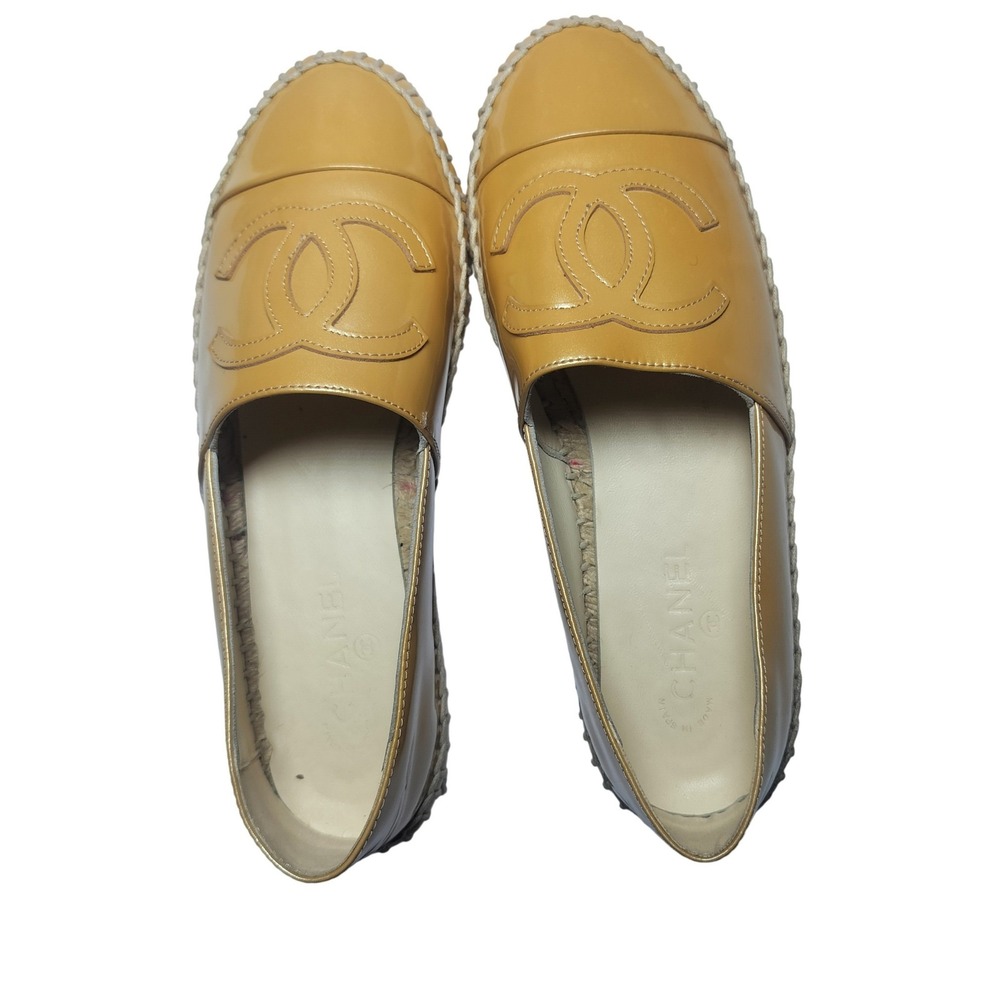 Chanel CC Logo Leather‎ Espadrilles Mustard Yellow Flats Size 37 Made in Spain